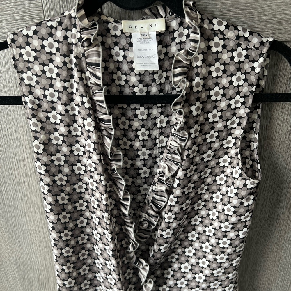 Celine womens short sleeve blouse size 36, 100% silk